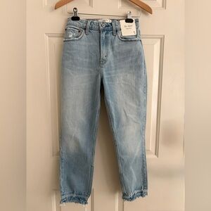 Abercrombie & Fitch The Mom High Rise Denim Jeans Curve Love Size 2S 26 Waist